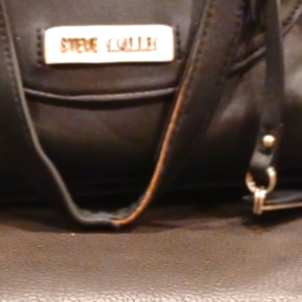 π£ππ 2 Purses/$15 πππ£ Steve Madden Black and White Purse - Picture 4 of 12